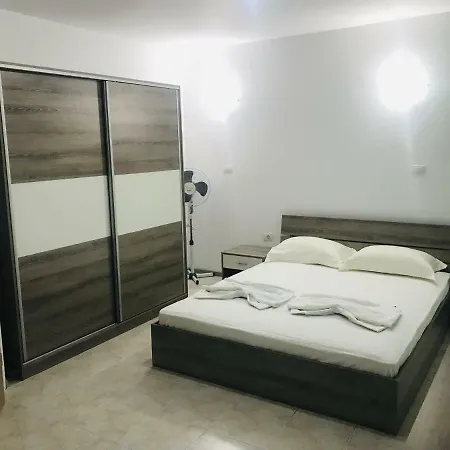 Apartment Ps / Suncoast Sveti Vlas