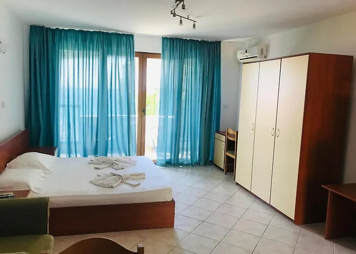 アパート Ps / Suncoast